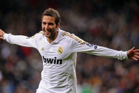 开云体育官网-欧文一剑封喉，北京队跨文化逆袭背后的篮球哲学革命