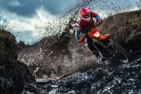 开云体育官方网站-阿什拉夫一锤定音，当黄金一代的黄昏撞上非洲雄狮的黎明