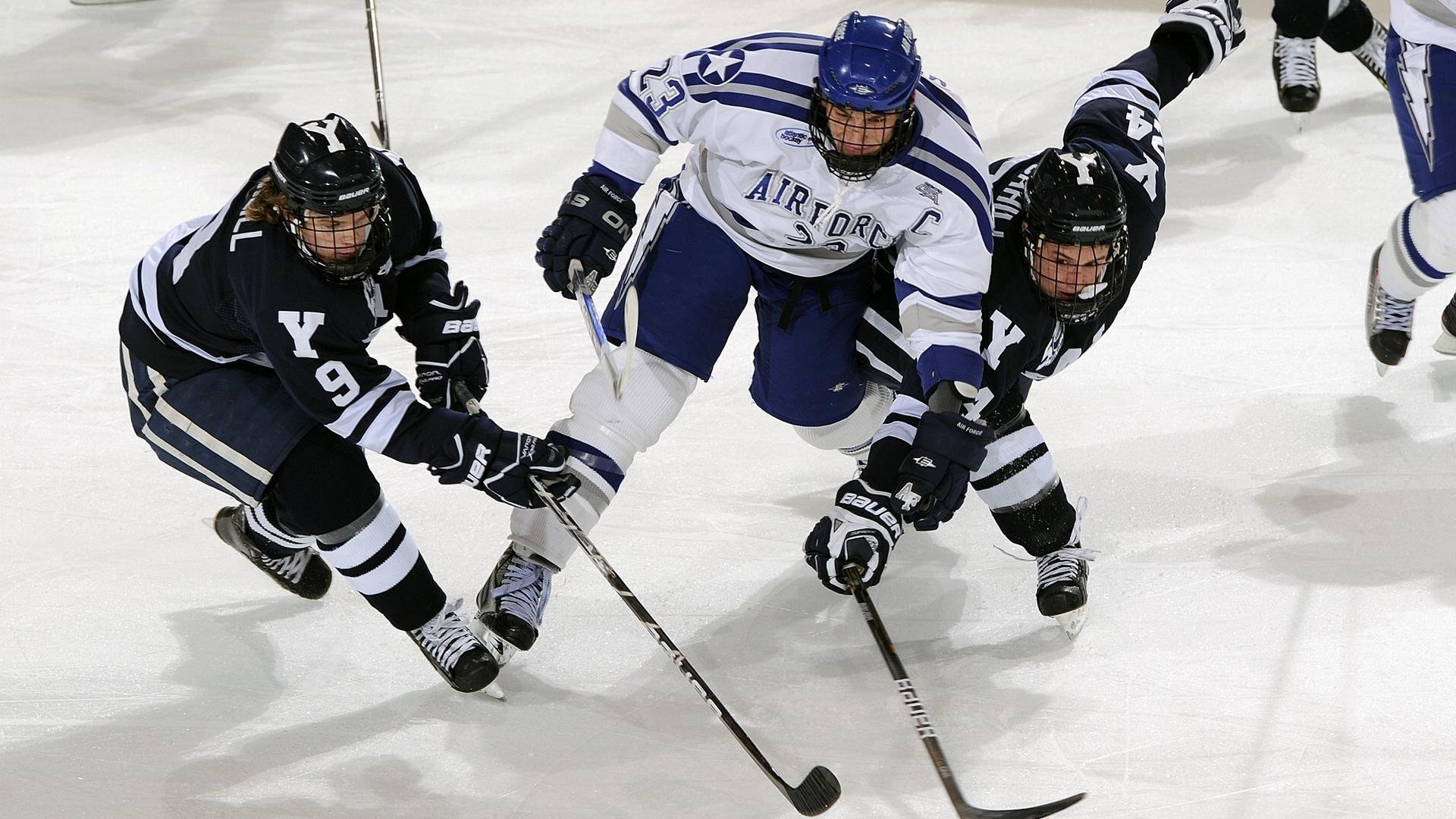 霍勒迪末节统治攻防，老鹰展翅强势击落山西