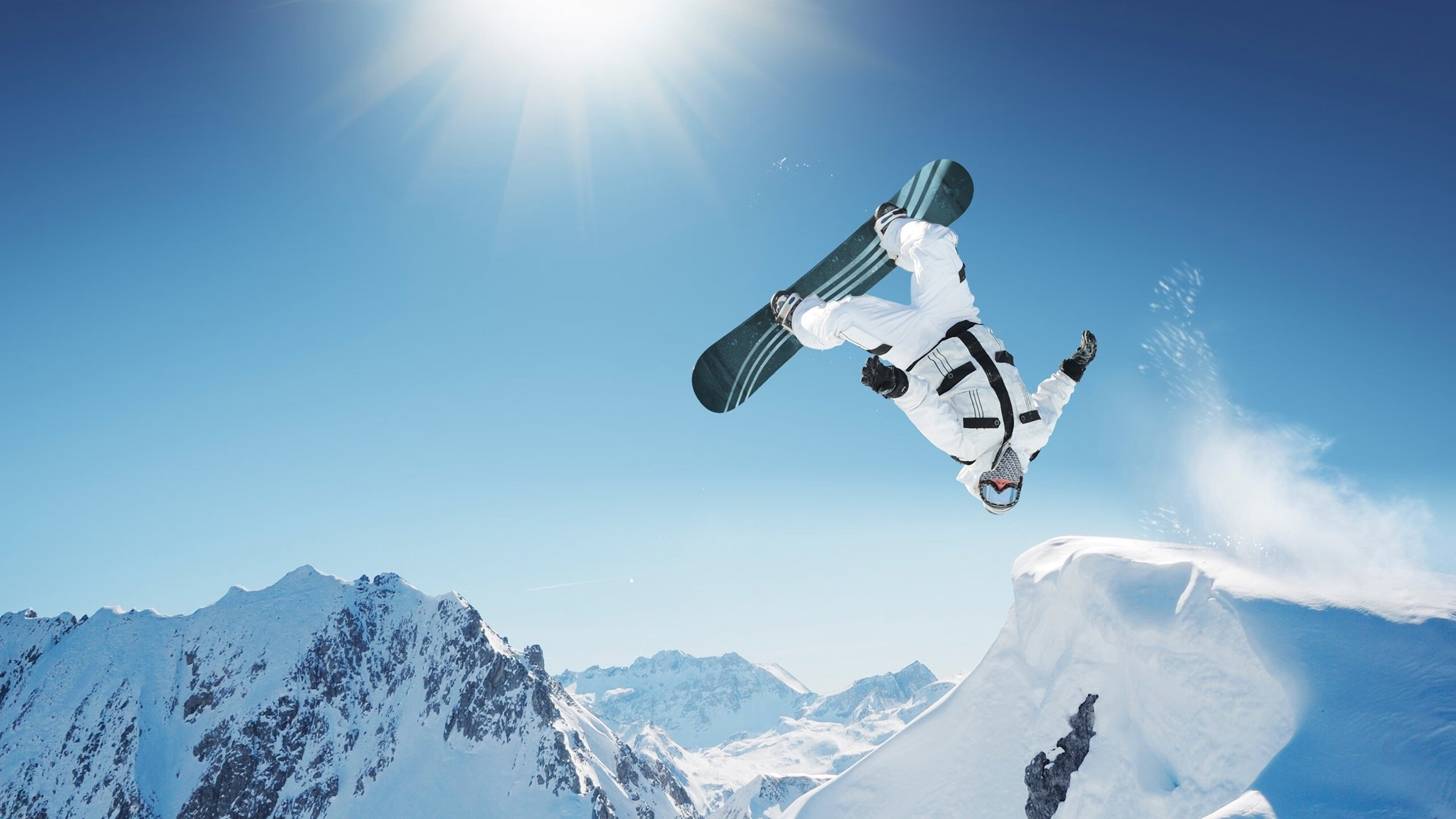 阿拉巴压制级发挥，当喀麦隆用一波流带走几内亚，非洲足球的现代性寓言