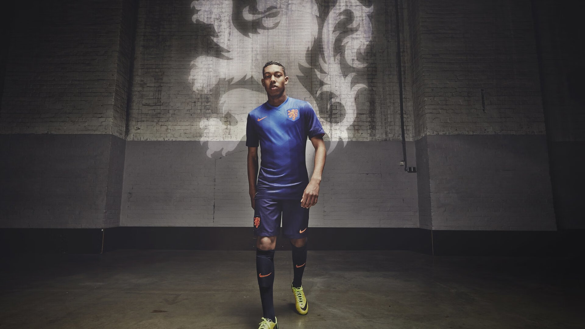 劳塔罗持续制造杀伤，皇马冲垮克罗地亚，现代足球的两种暴力美学